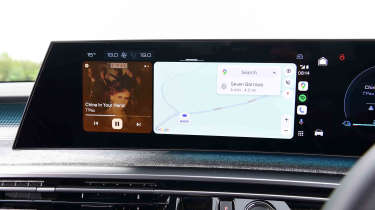 Peugeot E-3008 - infotainment